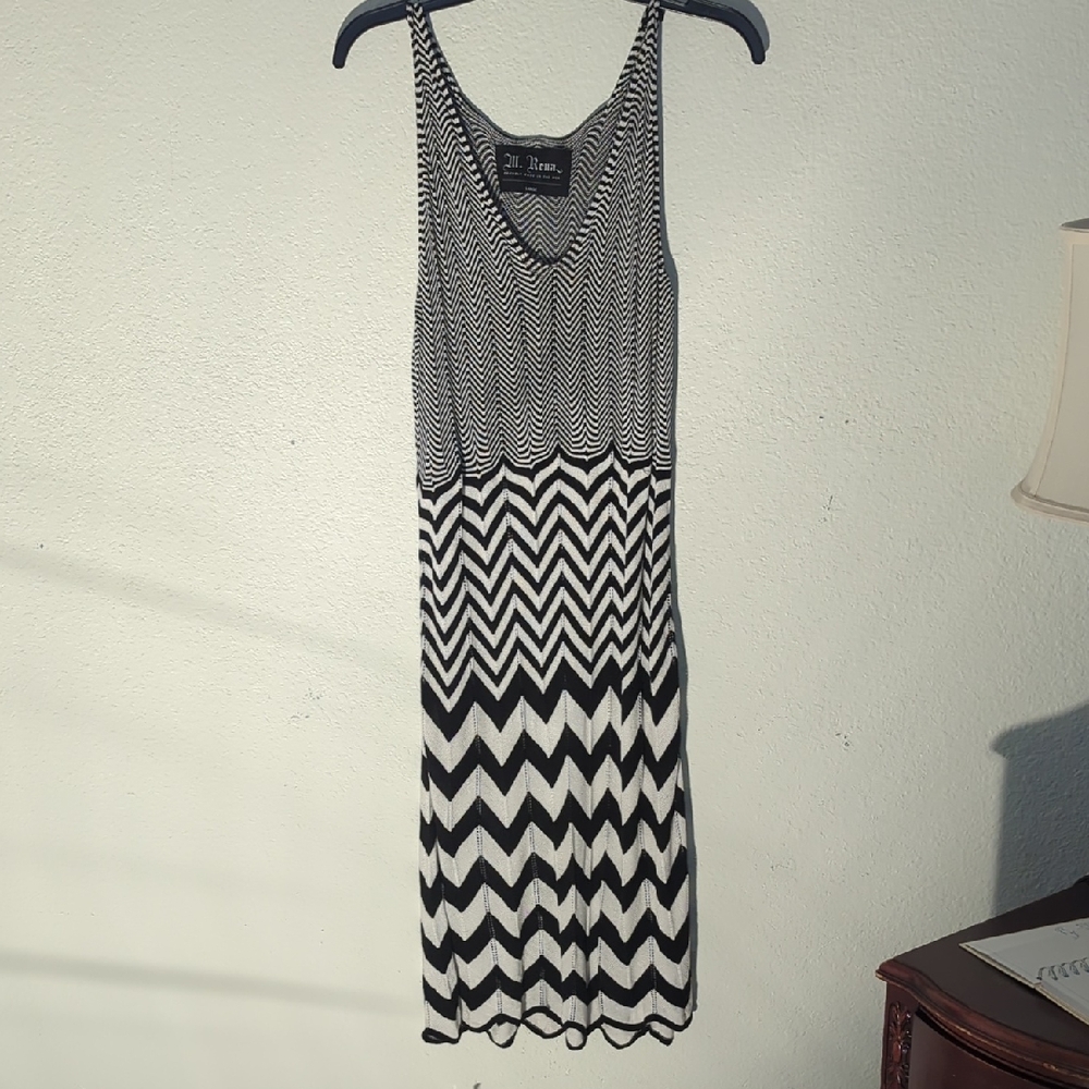 M.RENA Sheath Midi Dress Sleeveless Scoop Neck Size L